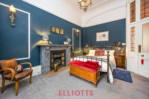 2 bedroom apartment for sale, First Avenue, Hove