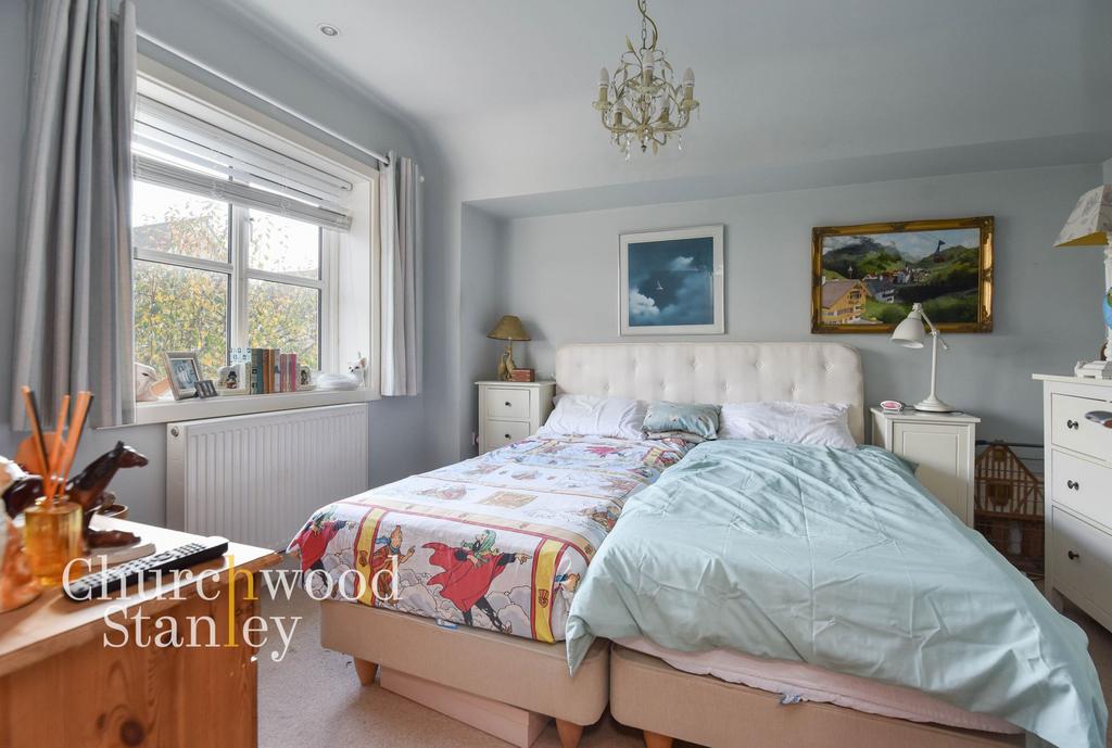 Second bedroom