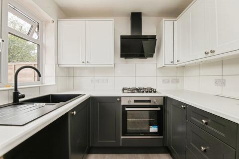 12 Kabale Close, Tiverton, EX16 5QB