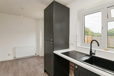 12 Kabale Close, Tiverton, EX16 5QB