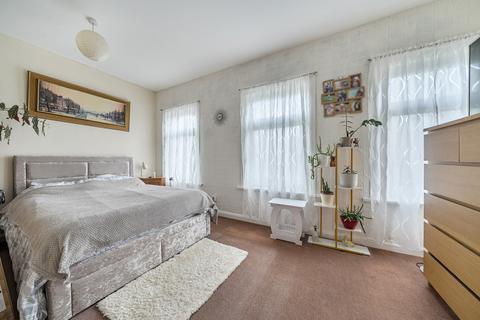 2 bedroom terraced house for sale, Chestnut Rise, Plumstead