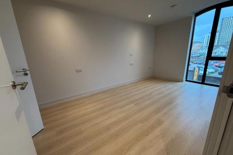2 bedroom apartment to rent, Dutton Street, Manchester