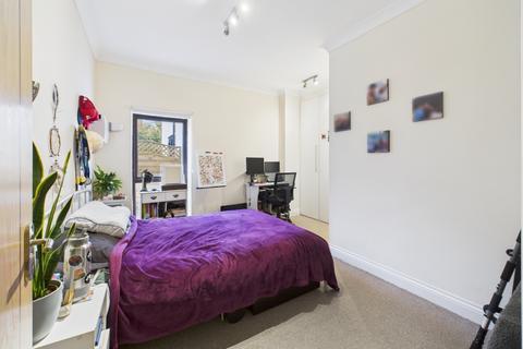 2 bedroom apartment for sale, Albany Park, Albany Road, Cheltenham, Gloucestershire, GL50