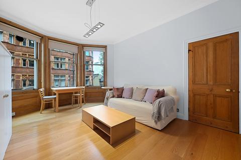 undefined, Ridgmount Gardens, Bloomsbury, WC1E