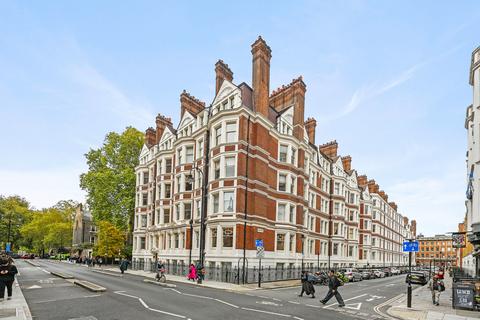 undefined, Ridgmount Gardens, Bloomsbury, WC1E