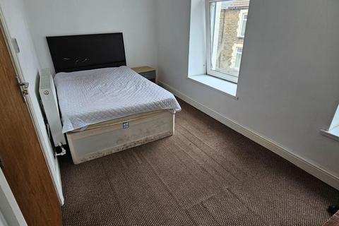 House to rent, King Street, Pontypridd