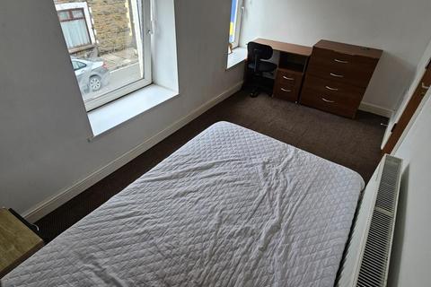 House to rent, King Street, Pontypridd