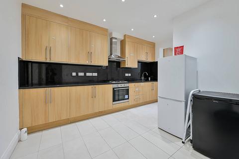 undefined, Uxbridge Road, Ealing, Southall, UB1