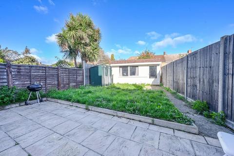 2 bedroom flat to rent, Crowther Avenue, South Ealing, Brentford, TW8