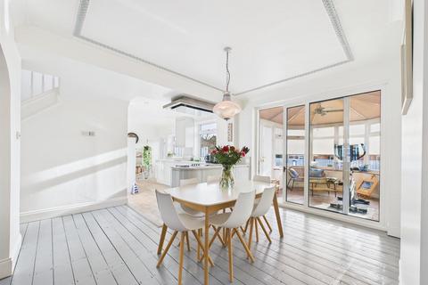 3 bedroom semi-detached house for sale, Chollerford Avenue, Whitley Bay