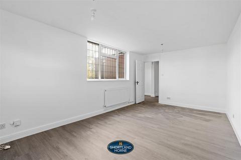 4 bedroom end of terrace house for sale, Taunton Way, Keresley Heath, Coventry, CV6 2NH