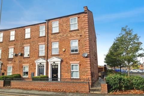 4 bedroom semi-detached house for sale, Crewe Road, Sandbach