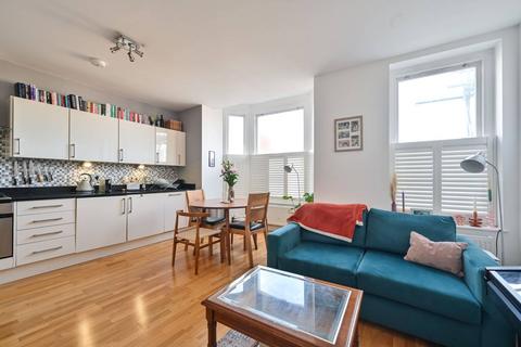 Wandsworth Road, Clapham, London, SW8