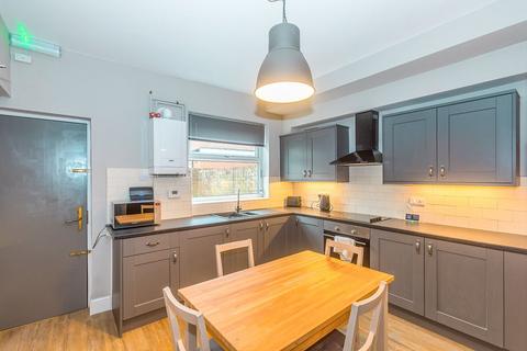 1 bedroom property to rent, Highfield Road, Greater Manchester M6