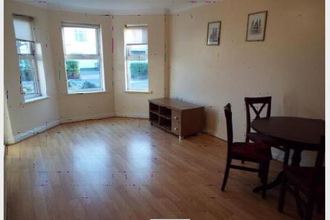 2 bedroom flat to rent, Florence Road, Bournemouth BH5