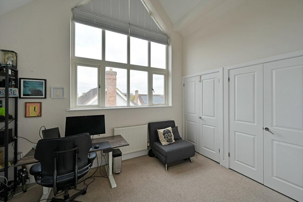 Bedroom 2nd Floor