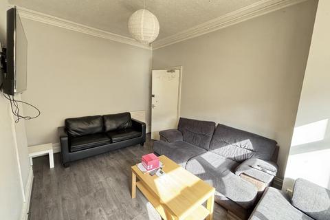 5 bedroom house to rent, Brudenell View, Leeds LS6