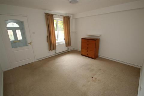 1 bedroom maisonette for sale, Montgomery Gardens, Salisbury