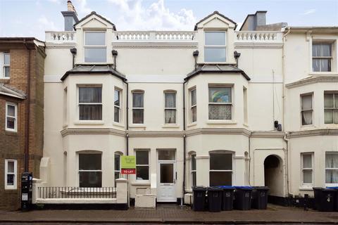 Worthing Central, Worthing