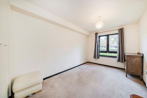 undefined, Braybourne Drive, Isleworth TW7