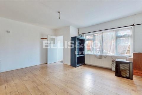 undefined, Stanley Close, Wembley, HA0