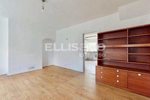 undefined, Stanley Close, Wembley, HA0