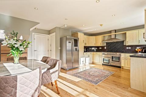 5 bedroom semi-detached house for sale, Evington Valley Gardens, Leicester