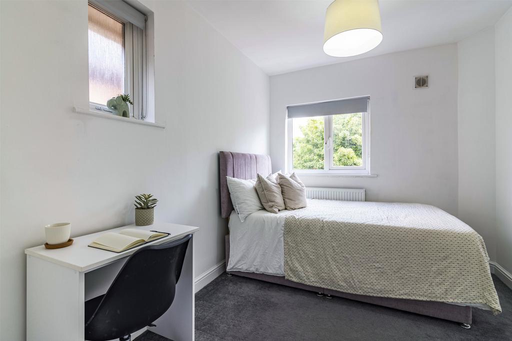 Warwick Avenue-2