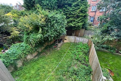 6 bedroom terraced house to rent, Brighton, East Sussex BN1