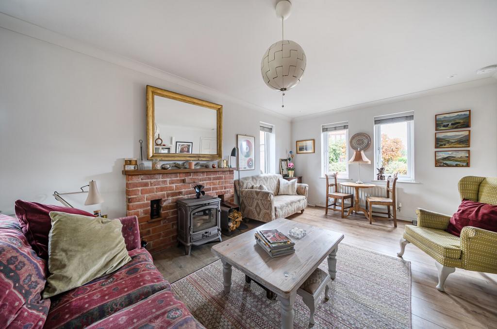 1370683-31-68f8b7...