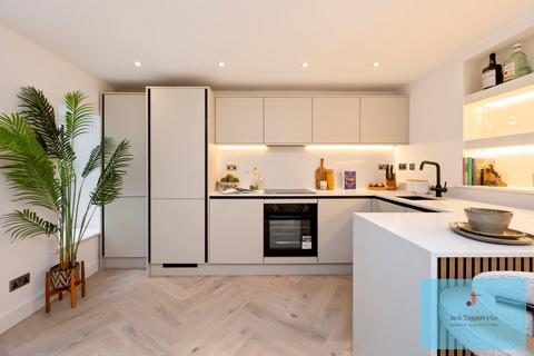 2 bedroom apartment for sale, Kings Road, Brighton, BN1