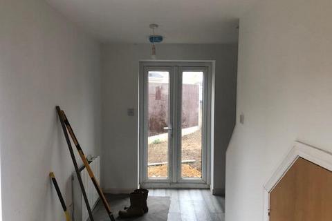 undefined, Luton, LU4