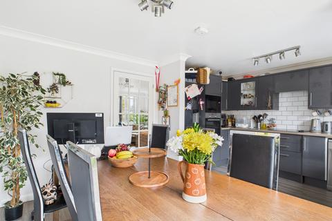 undefined, Upper Field, Chinnor, Oxfordshire