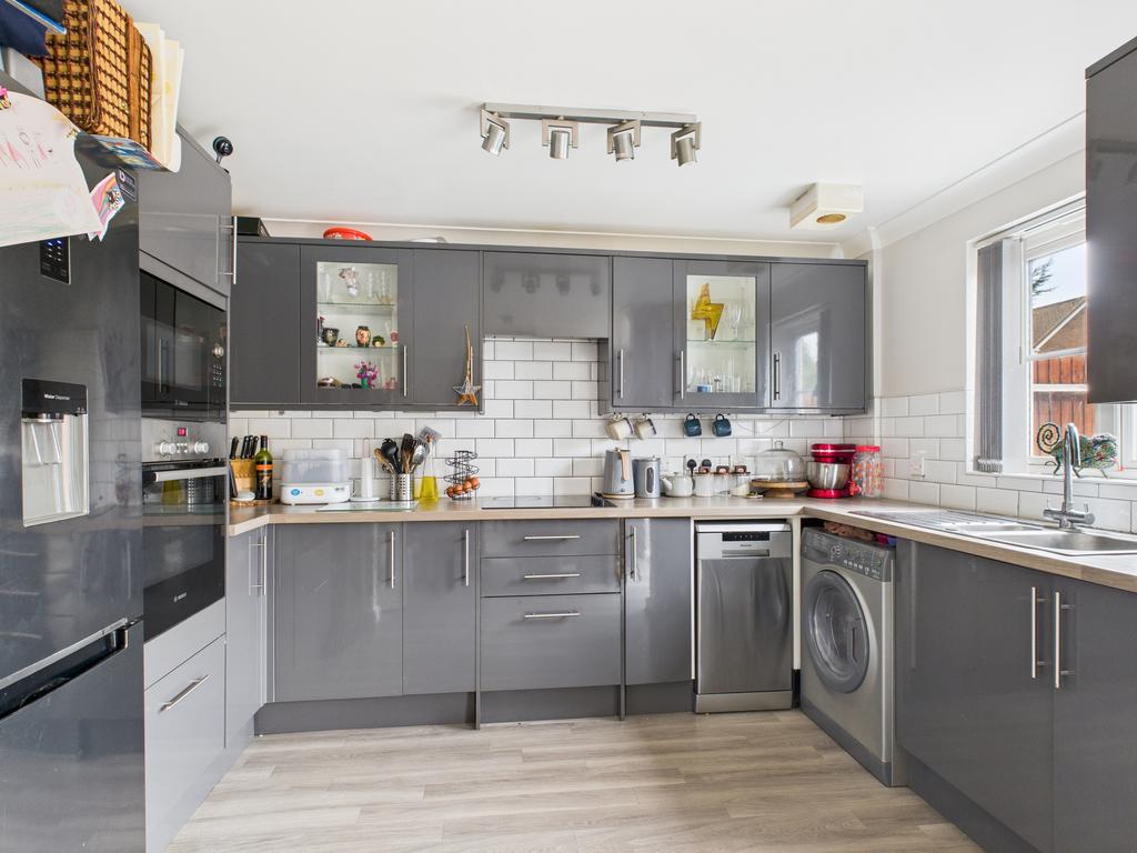 Kitchen 2