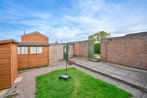3 bedroom end of terrace house for sale, Clanford Close, Moss Pit, Stafford, Staffordshire, ST17