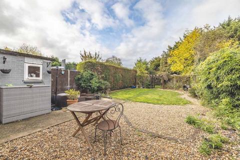 12 Montrose Way, Datchet, Slough, SL3 9ND