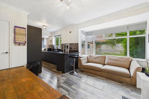 4 bedroom semi-detached house for sale, Langley Avenue, Monkseaton