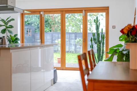 undefined, Hillcrest, Weybridge, KT13