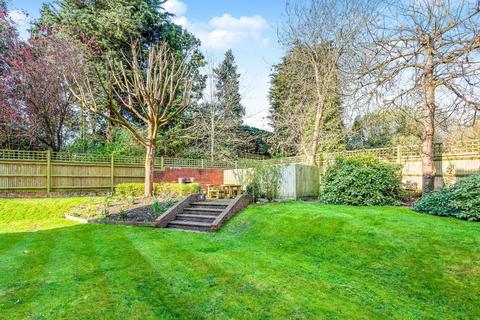 undefined, Great Heathmead, Haywards Heath, West Sussex