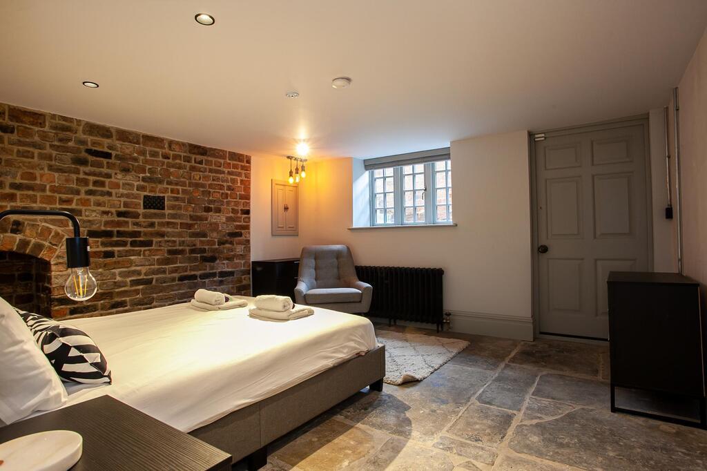 Basement Bedroom 2