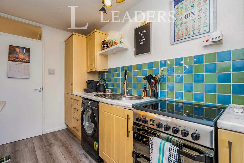 Apartment in Southampton, Thornhill - More