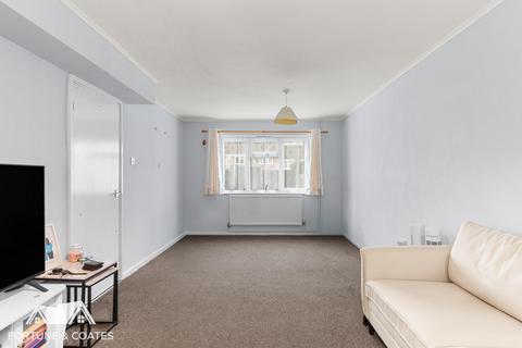 undefined, Spruce Hill, Harlow