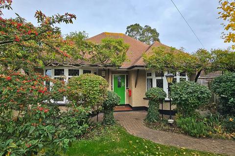 4 bedroom detached bungalow for sale, Mickleburgh Hill, Herne Bay, CT6 6JZ