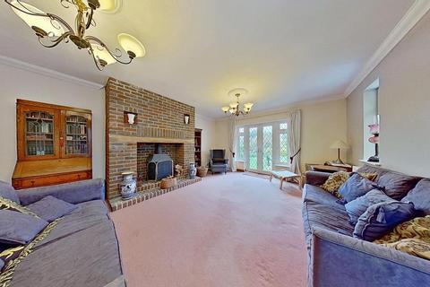 4 bedroom detached bungalow for sale, Mickleburgh Hill, Herne Bay, CT6 6JZ