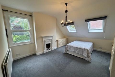 2 bedroom flat to rent, Finchley Road, London, Greater London, NW3