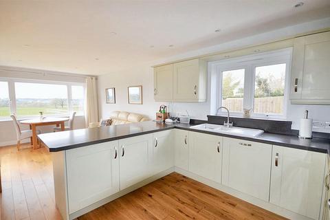 4 bedroom detached house for sale, Hunger Hill, East Stour