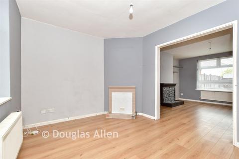 3 bedroom terraced house for sale, Becontree Avenue, Dagenham, Essex