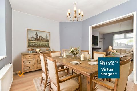 3 bedroom terraced house for sale, Becontree Avenue, Dagenham, Essex