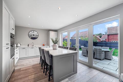 3 bedroom detached house for sale, Duxbury Close, Stonehouse GL10