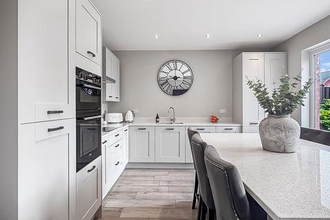 3 bedroom detached house for sale, Duxbury Close, Stonehouse GL10